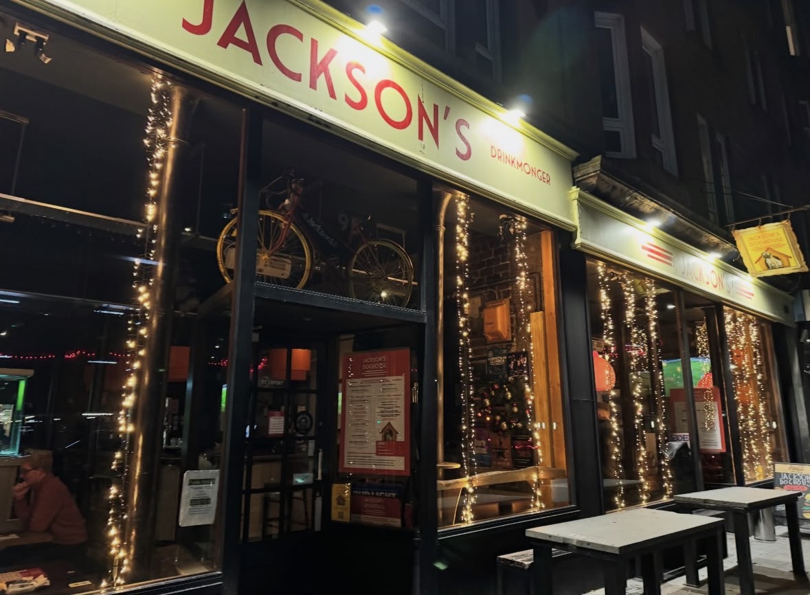 Jackson's Bar